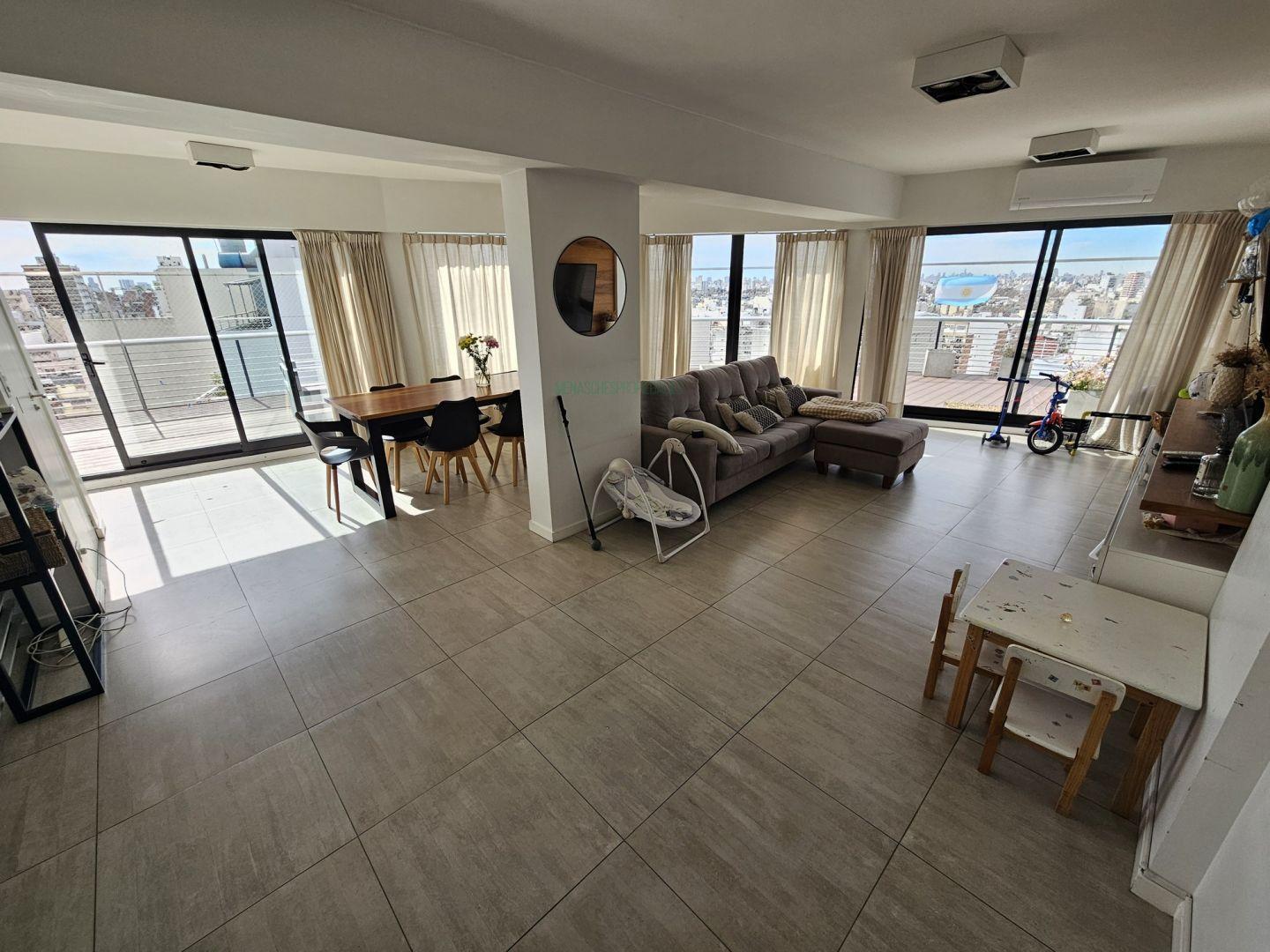 Foto de Venta 4 Amb c/Dep 2 Cocheras Baulera en Villa Urquiza, imagen 2