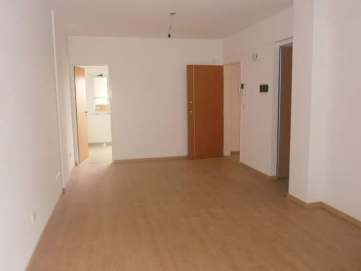 Semipiso 2 Ambientes con Balcon Al Frente y Contrafrente con Parrilla. - 5