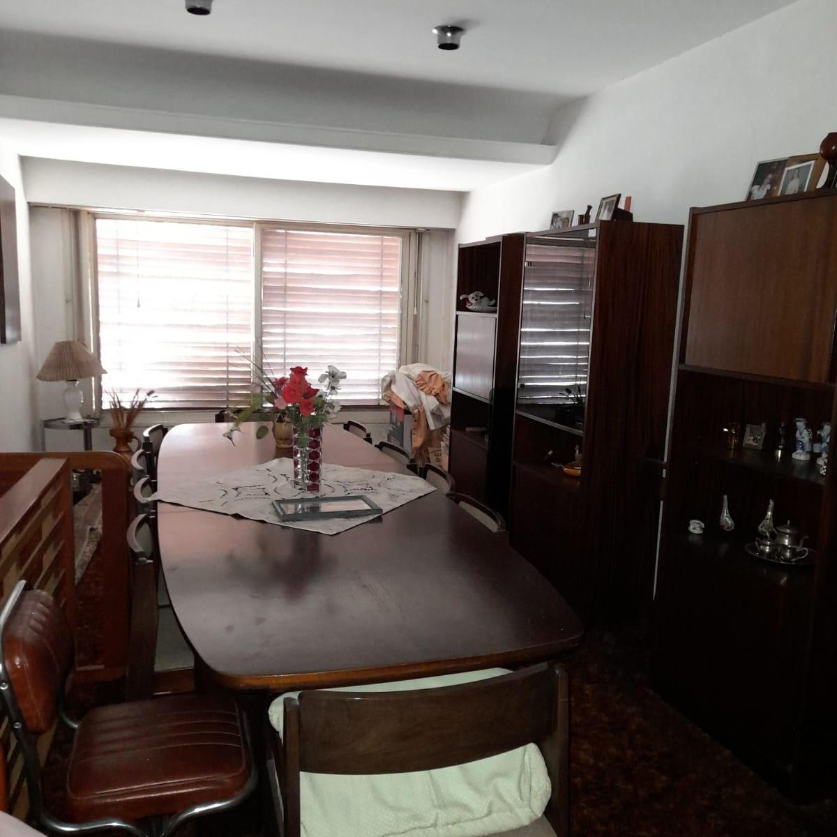 Excelente Casa 6 Ambientes - Imperdible! 2