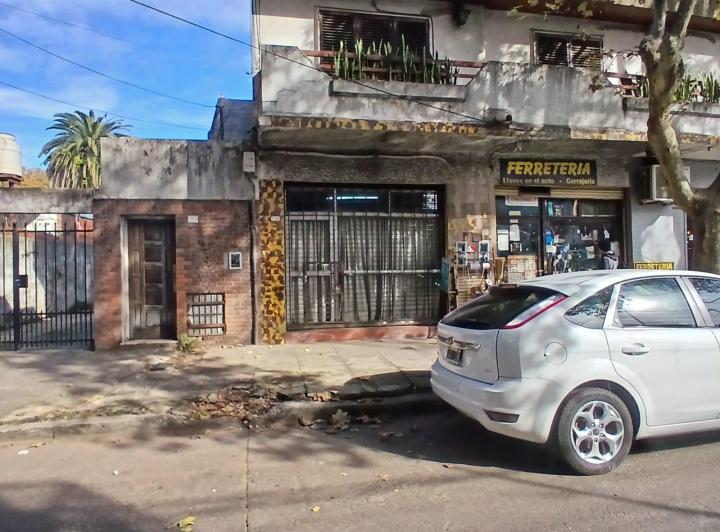 Local 28 m2 en venta San Martin Ctro.-  1
