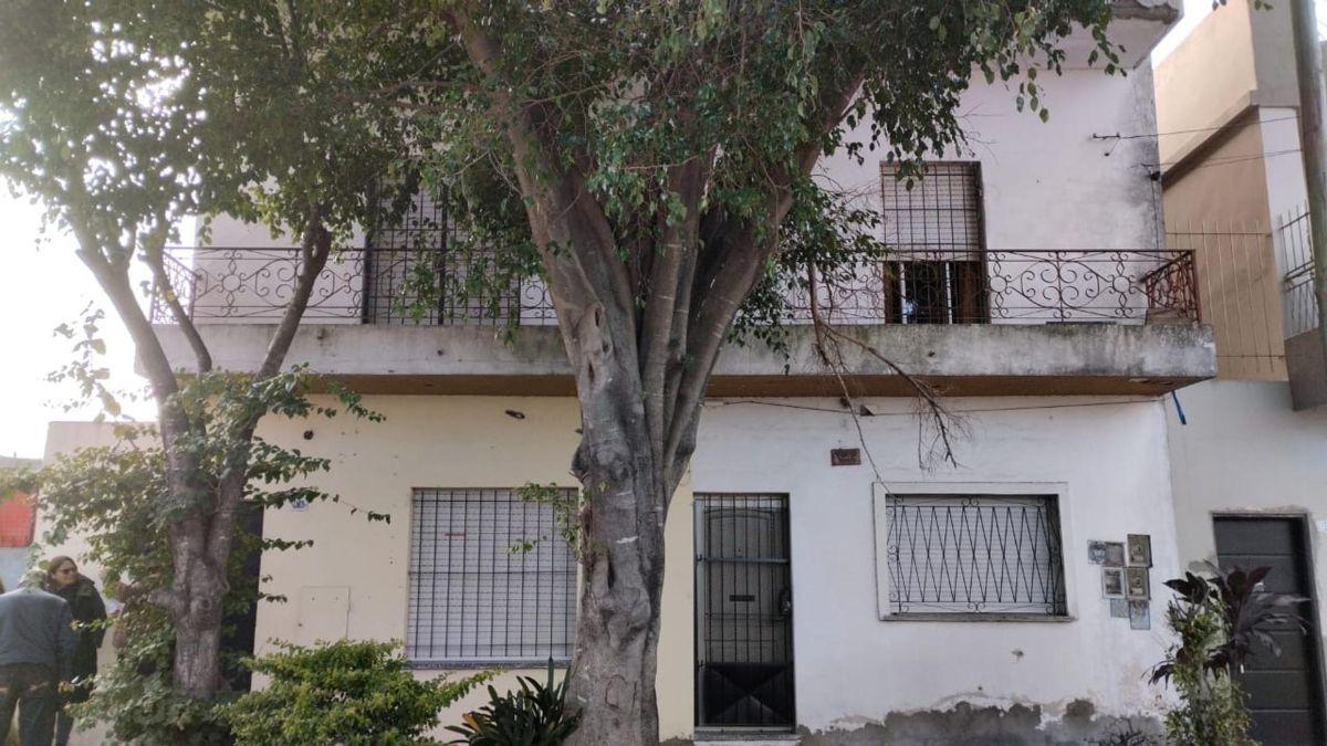 Departamento 3 amb. a reciclar con terraza propia, y 100 m2 de parque