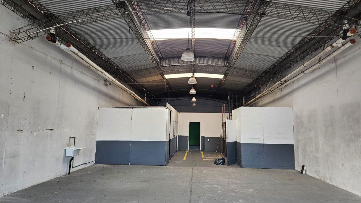 Foto de Galpon 400 m2 en dos plantas zona industrial, imagen 4