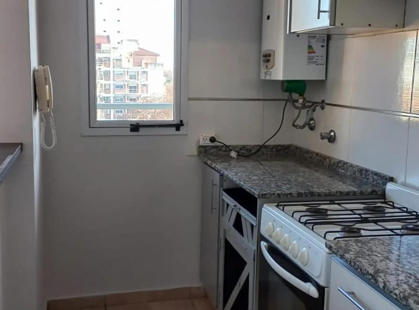 Foto de Bonito semi piso 2 amb. con cochera San Martín Centro, imagen 1