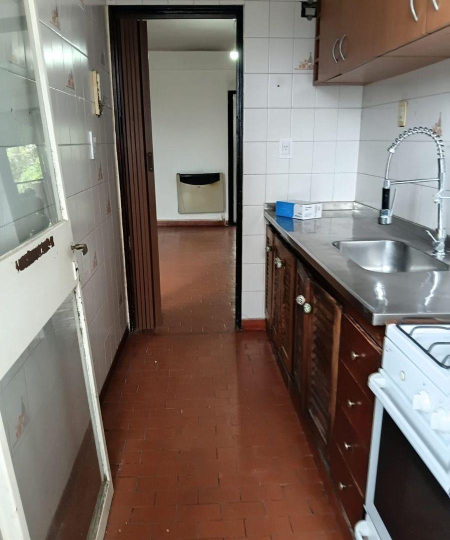 Foto de Departamento 3 ambientes 3* piso por escalera.-, imagen 5
