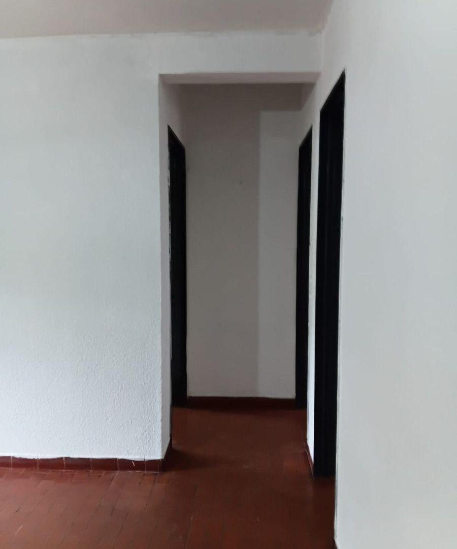 Foto de Departamento 3 ambientes 3* piso por escalera.-, imagen 3
