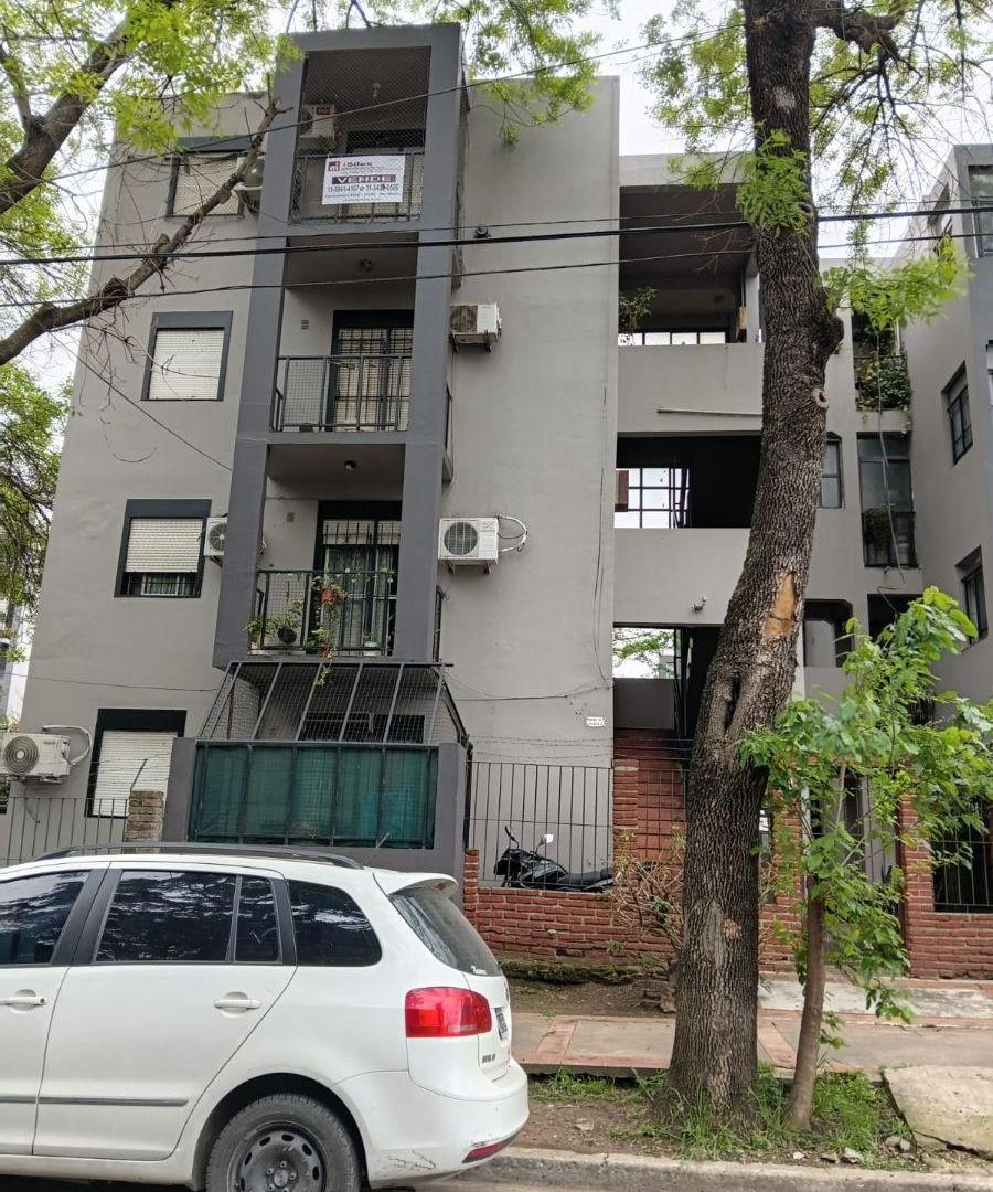 Foto de Departamento 3 ambientes 3* piso por escalera.-, imagen 2