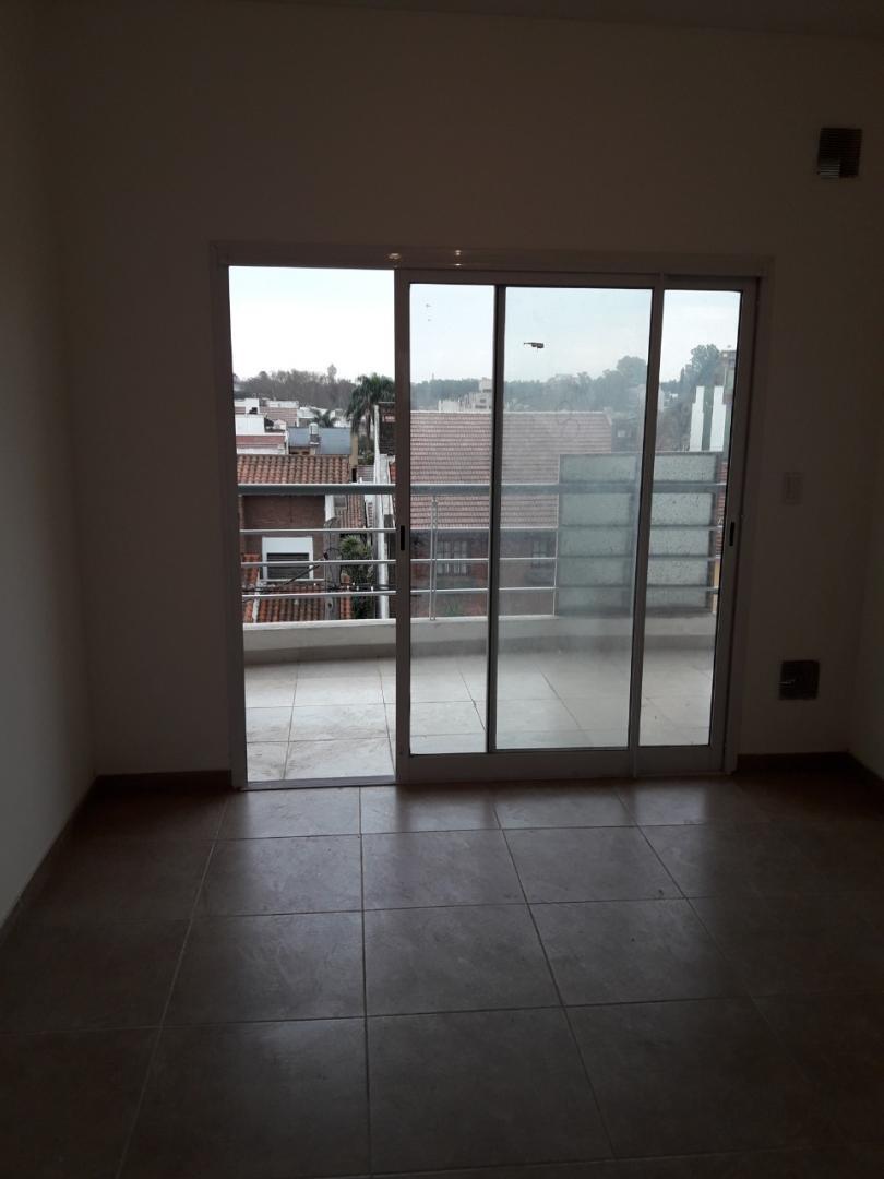 Ultimo Departamento de 3 Ambientes en El Palomar en Edificio a Estrenar a 2 Cuadras de La Estacion E 1