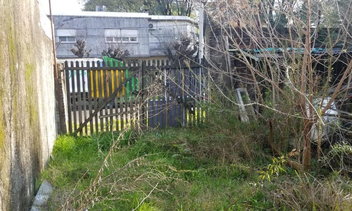 En Venta en El Palomar Galpon Muy Amplio Sobre Lote de Terreno de 410 m², Cubiertos 160 m², Sobre Urqu 5