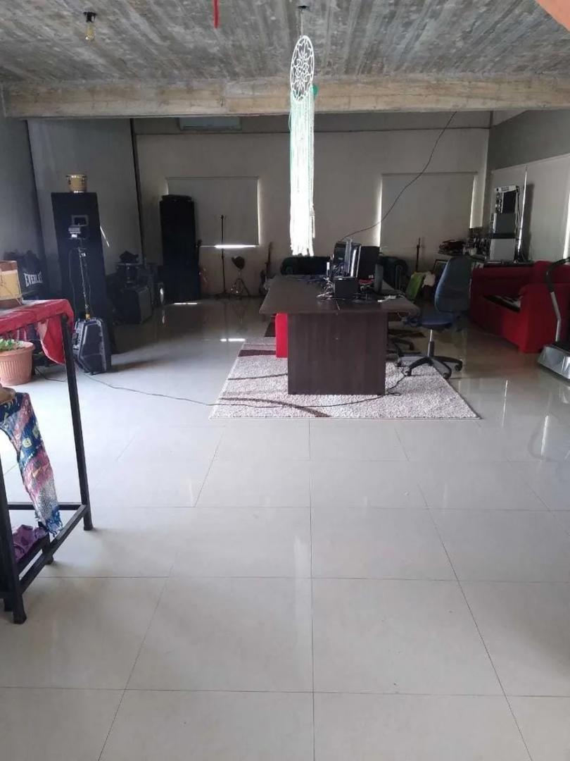 Foto de IMPERDIBLE!!!!!! CASA EN BARRIO SANTA BRIGIDA EN GENERAL RODRIGUEZ DE 3, imagen 4