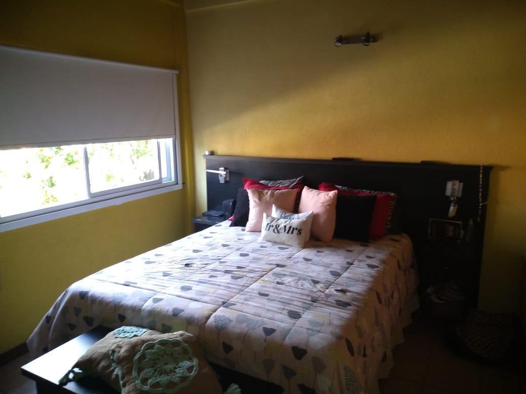 EN VENTA EN MARTIN CORONADO, ESPECTACULAR TRIPLEX DE 4 AMBIENTES 2 BAÑOS, EN PLANTA BAJA COCHERA PRO
