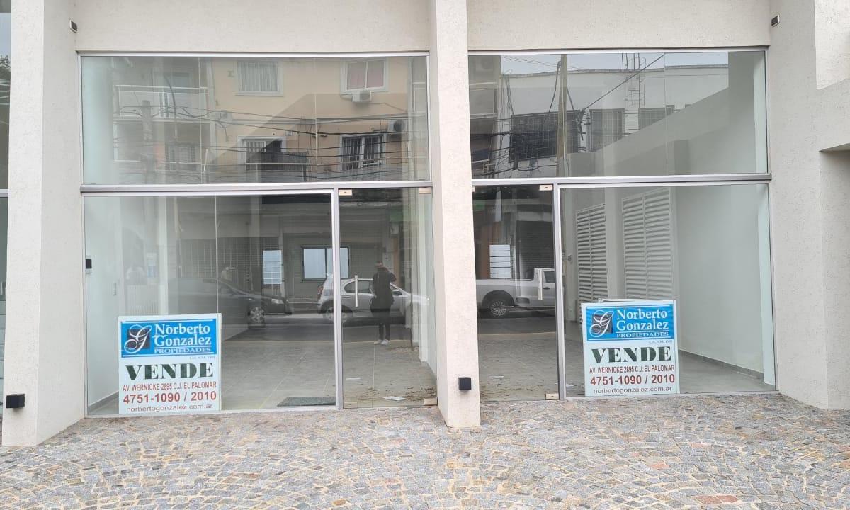 En Venta a Solo Una Cuadra de La Estacion de Martin Coronado Ferrocarril Urquiza, Local Al Frente a 5
