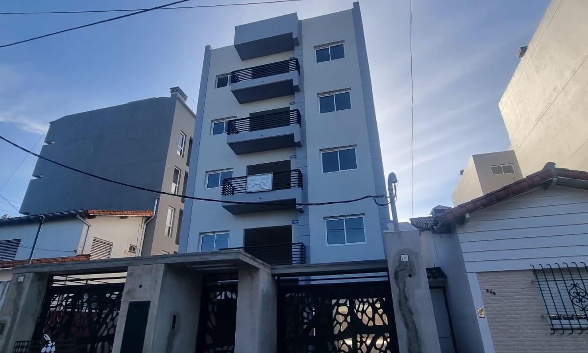 NUEVO EDIFICIO PEDERNERA FRANCO - DEPARTAMENTOS DE 1 Y 2 AMBIENTES MUY AMPLIOS TODOS EXTERNOS Y CON
