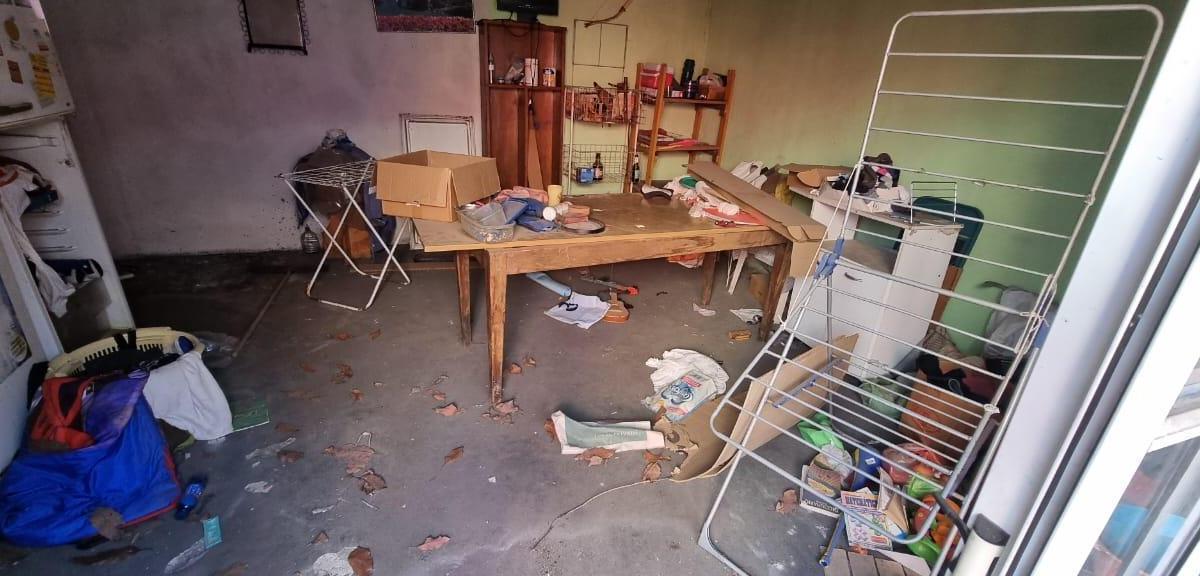 Foto de EN VENTA EN VILLA BOSCH ZONA EX PEUGEOT DOS CASAS JUNTAS DE 3 AMBIENTES, imagen 3