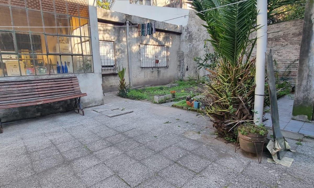 OPORTUNIDAD CASA EN VENTA EN PALOMAR DE 3 AMBIENTES SOBRE LOTE PROPIO F: 10062