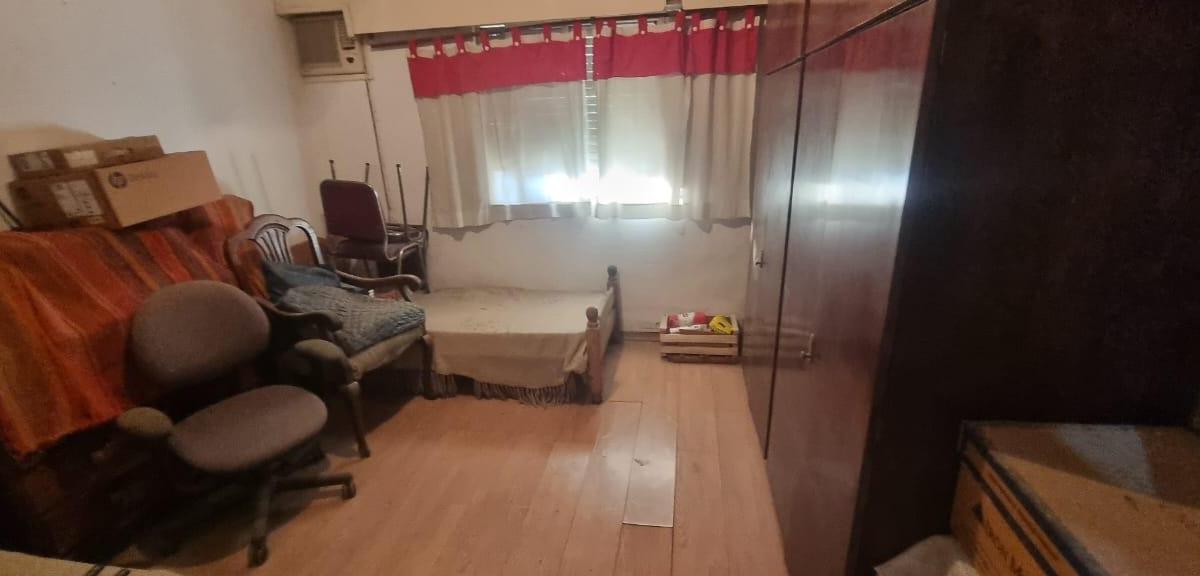 EN VENTA EN MARTIN CORONADO CASA MULTIFAMILIAR DE 3 AMBIENTES Y 2 AMBIENTES SOBRE LOTE DE 470M