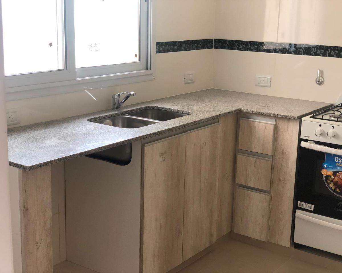 En Venta en Villa Urquiza Hermoso Departamento de Tres Ambientes con Cochera Muy Amplia F: 10234 1