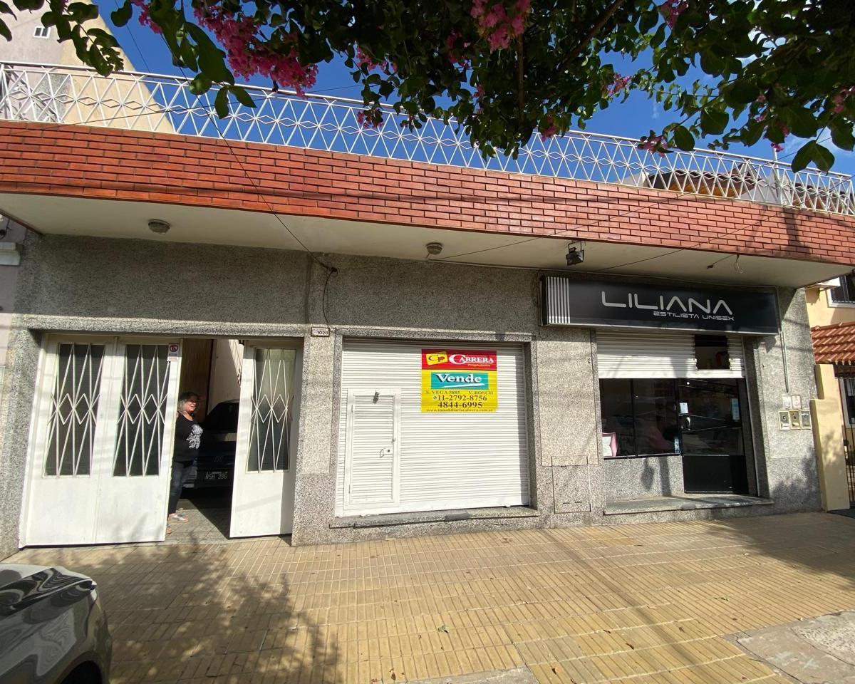 EN VILLA BOSCH CASA DE 3 AMBIENTES + 2 LOCALES COCHERA PASANTE F: 10278