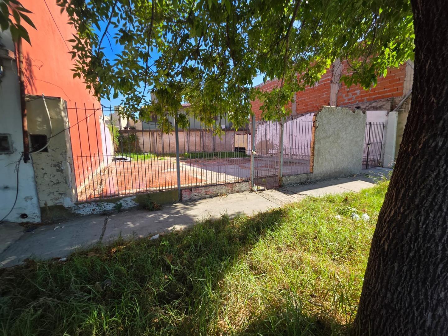EN VENTA EN MARTIN CORONADO LOTE DE TERRENO DE 171 METROS F: 10902