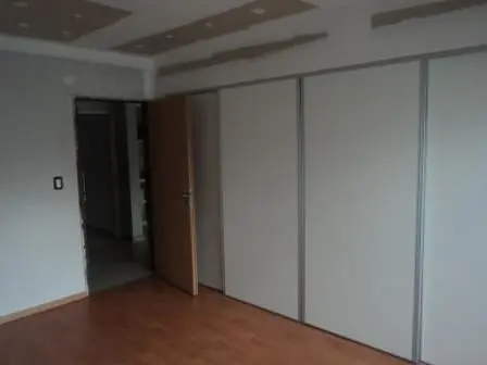 EN VENTA EN CASEROS DEPARTAMENTO DE 2 AMBIENTES CON BALCON F: 9187 5