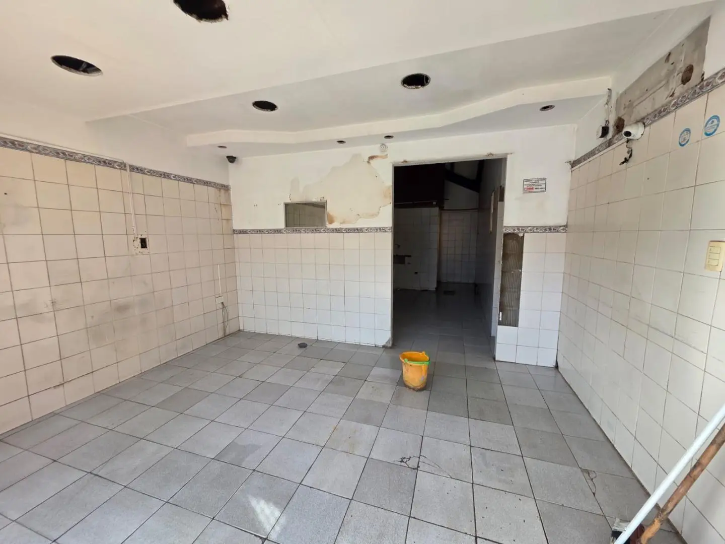 EN VENTA EN PALOMAR LOCAL + DEPARTAMENTO DE 2 AMBIENTES TRES DE FEBRERO F: 10912 3