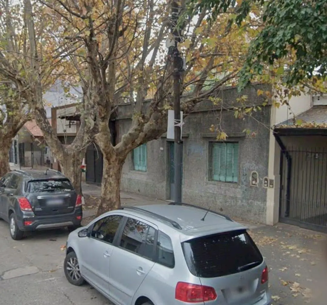 CASEROS EN VENTA IDEAL DESARROLLADORA LOTE DE 17.32M X 50M. F: 10936 1
