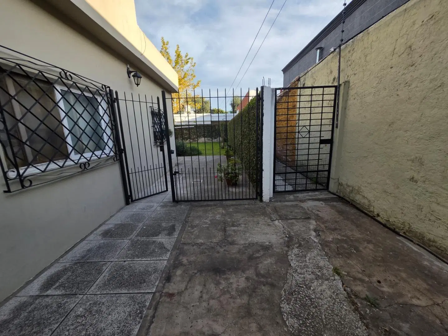 Casa en Venta 3 Ambientes con Jardín y Cochera en propiedad horizontal– Castelar Norte, Morón 11087 3