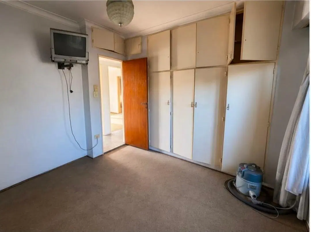 En Palomar Venta De 2 Propiedades Juntas Local + Casa De 5 Ambientes F: 11099 2