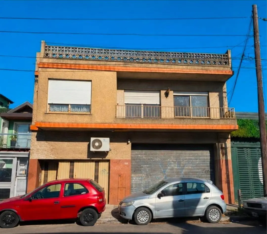 En Palomar Venta De 2 Propiedades Juntas Local + Casa De 5 Ambientes F: 11099 3