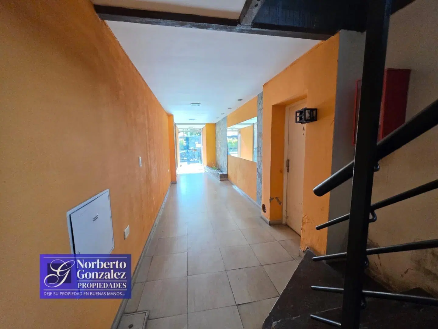 EN VENTA EN MARTIN CORONADO DEPARTAMENTO DE 3 AMBIENTES AL CONTRAFRENTE PLANTA BAJA F: 11106 1