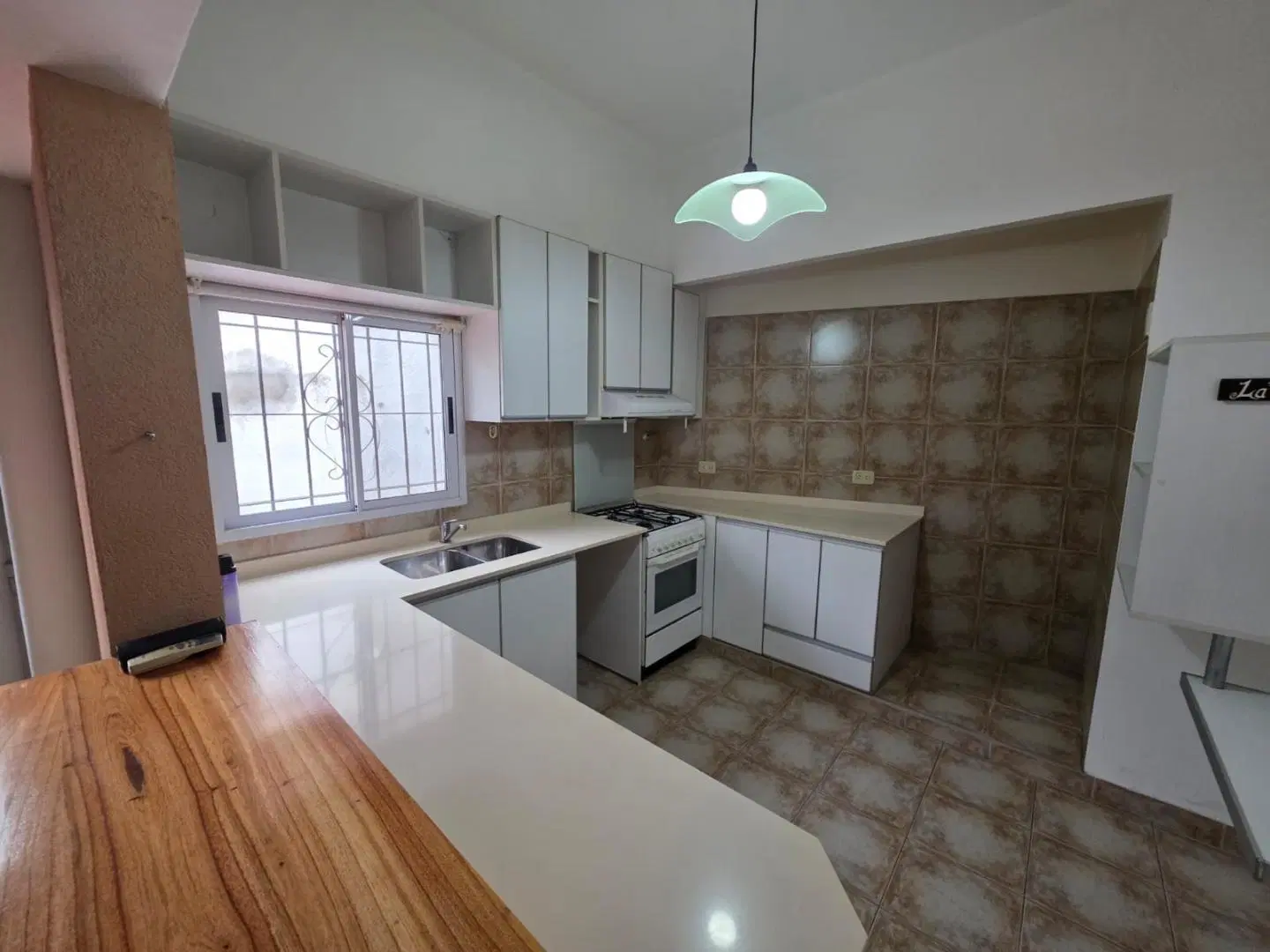 Casa en Venta 3 AMBIENTES en Santos Lugares  Lote Propio  Apta Crédito F: 11124 5