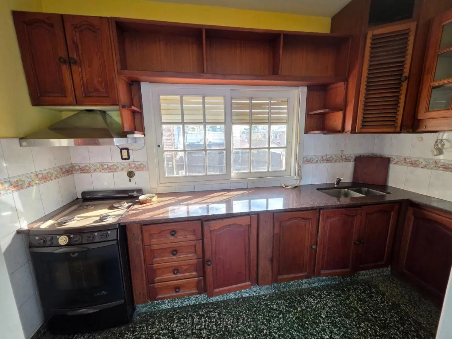 Departamento Tipo Casa 3 Ambientes con Patio y Entrada Independiente en El Palomar F: 11137 2