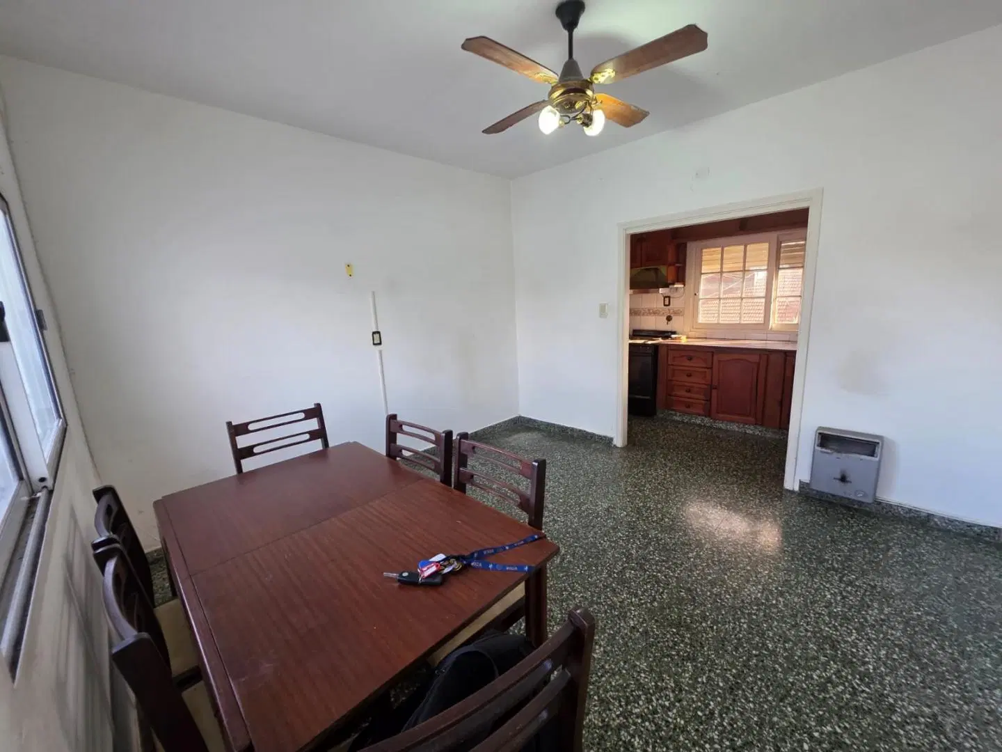 Departamento Tipo Casa 3 Ambientes con Patio y Entrada Independiente en El Palomar F: 11137 4