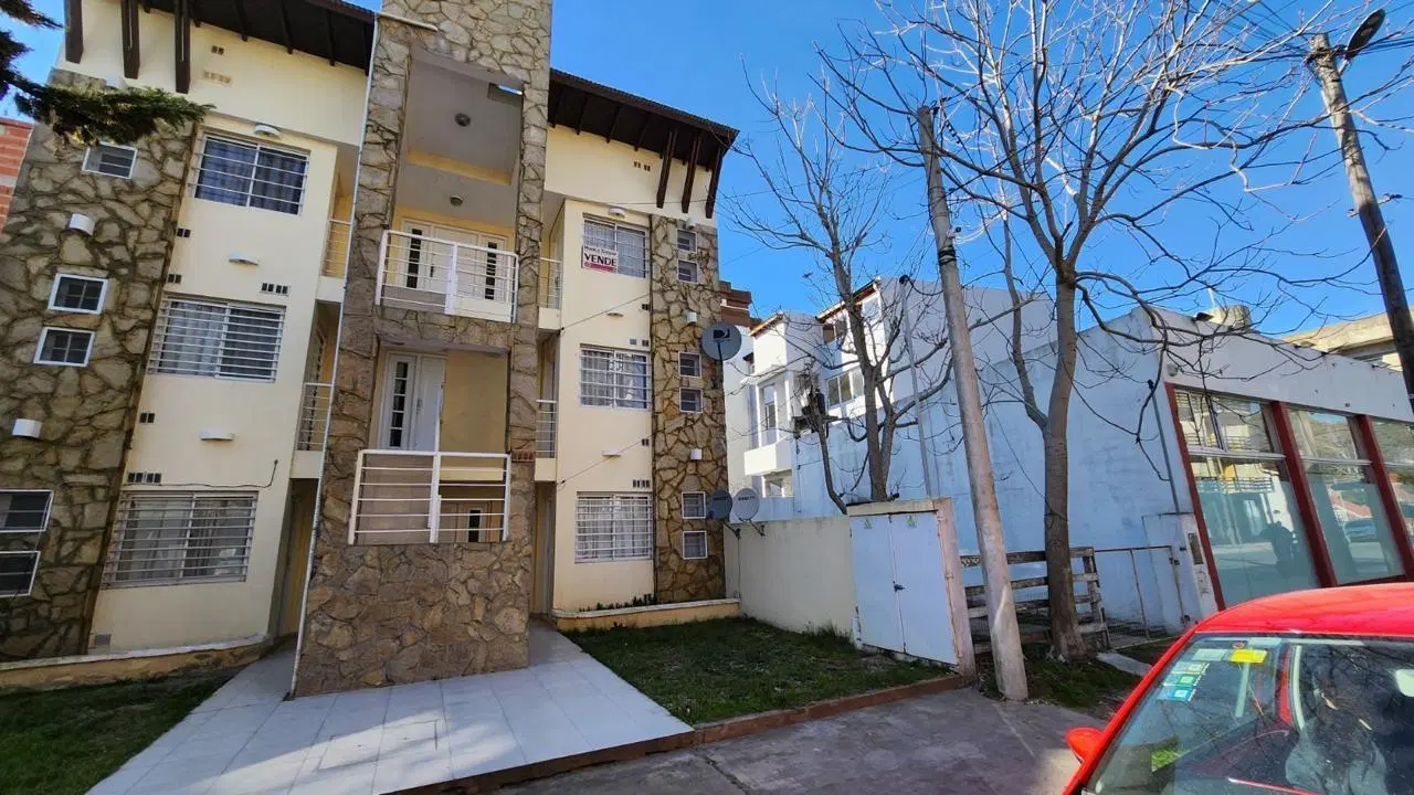 DEPARTAMENTO MONOAMBIENTE AMOBLADO EN SANTA TERESITA F: 11109 4