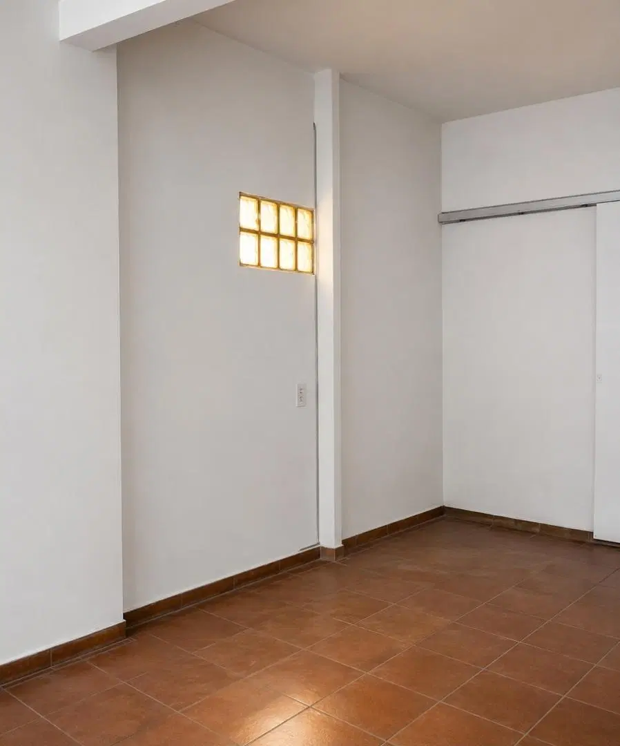 ALQUILO EN EL PALOMAR SE ALQUILA LOCAL CON BAÑO EN ESQUINA DE 70 M2 F: 11074 1