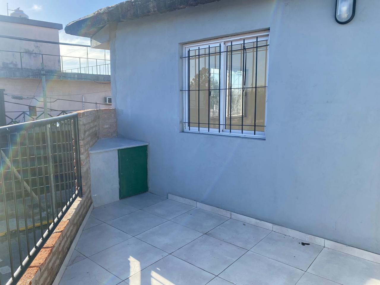 Foto de SE ALQUILA DEPARTAMENTO 2 AMBIENTES A ESTRENAR EN PABLO PODESTA, F, imagen 2