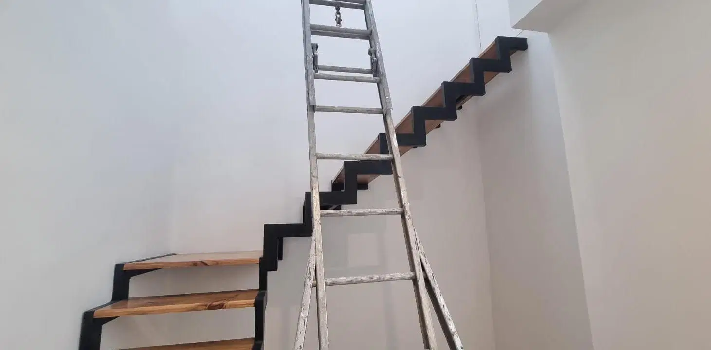 CASEROS DEPARTAMENTO DE 3 AMBIENTES TIPO CASA AL FRENTE TERRAZA F: 11181 2