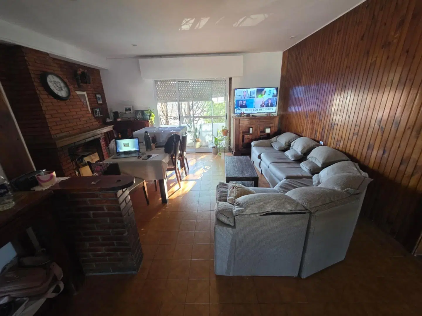 CASERPOS CENTRO GALPON 216 METROS + DEPARTAMENTO 3 AMBIENTES F: 11179 3