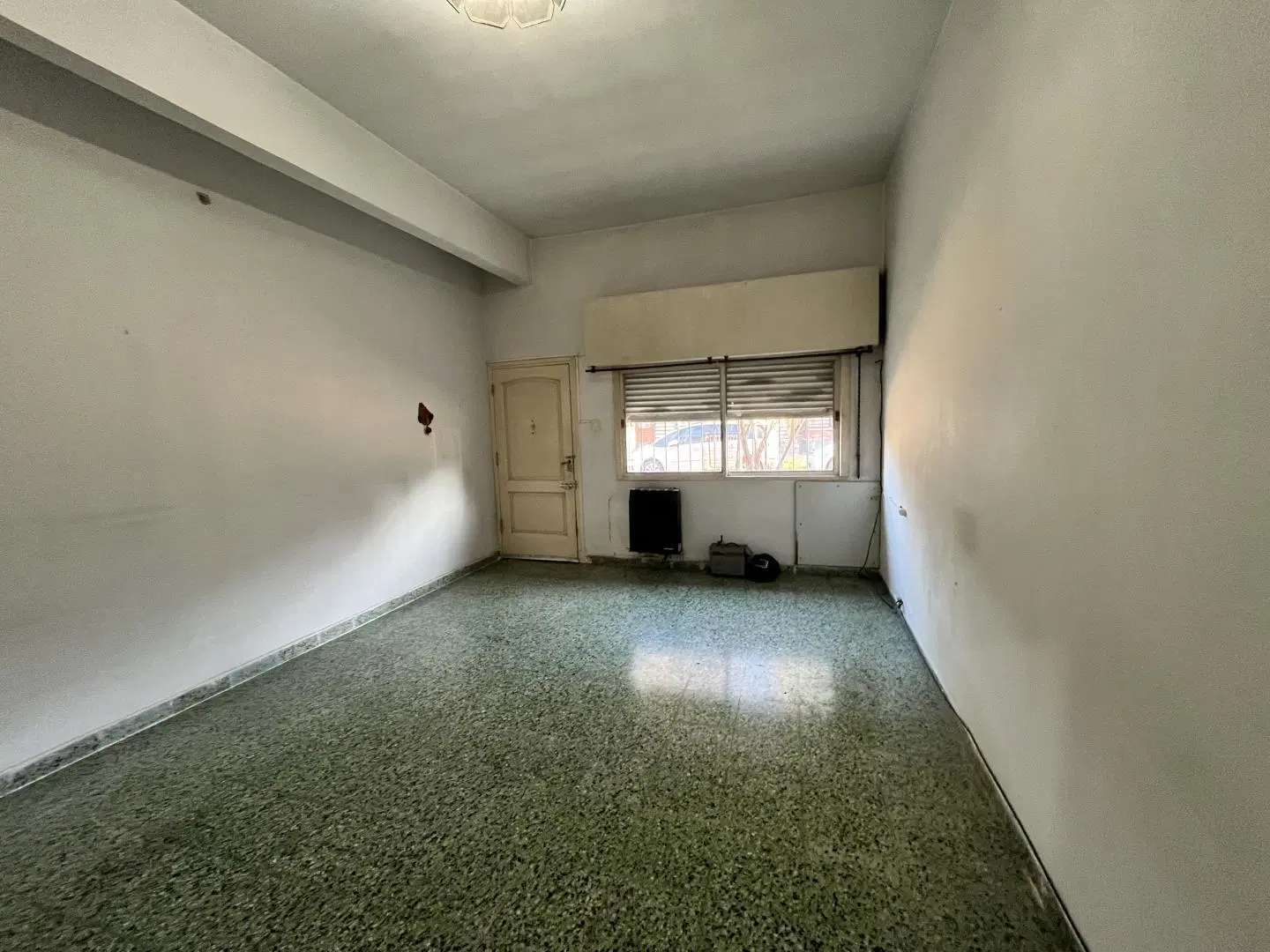 VILLA BOSCH CASA PLANTA BAJA PISO DE 3 AMBIENTES MUY AMPLIOS F: 11165 3