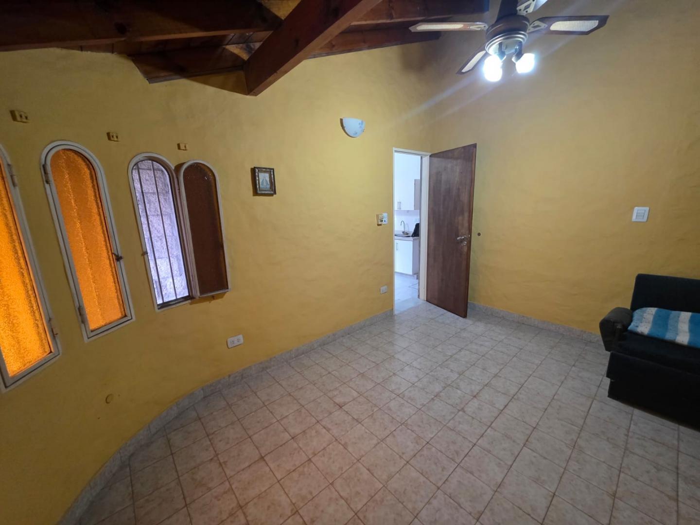 Foto de DEPARTAMENTO EN ALQUILER PLANTA BAJA AL FRENTE DE 2 AMBIENTES F: 11195, imagen 5