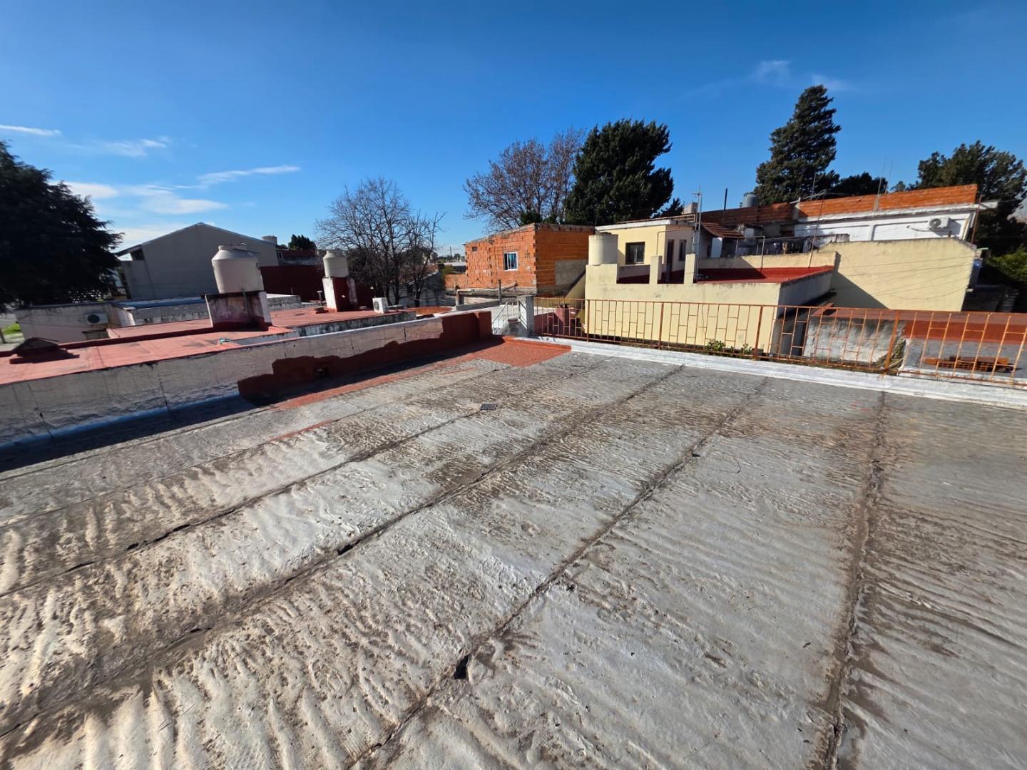 Foto de En Venta en El Palomar | Dos viviendas independientes sobre un mismo, imagen 1