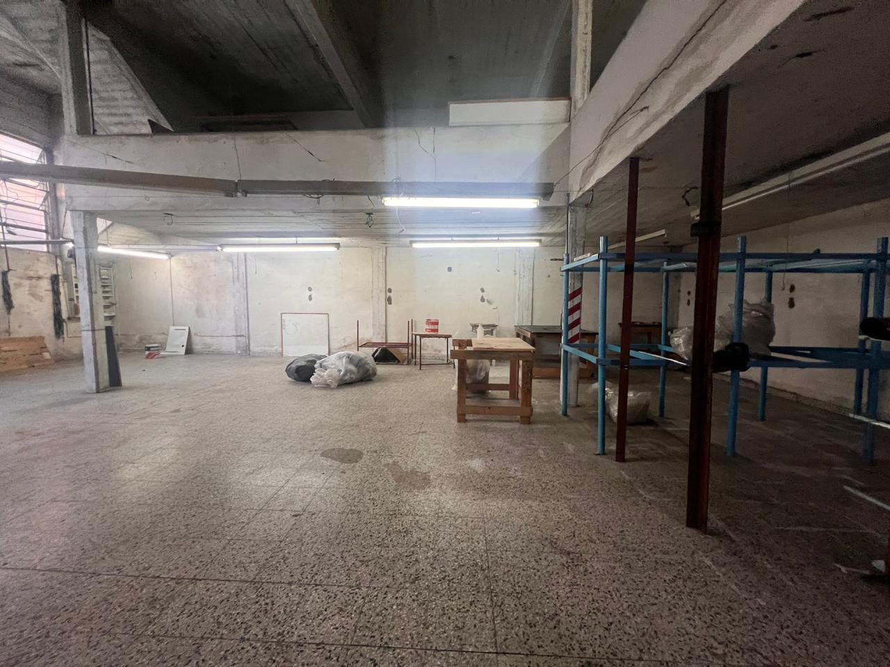 Foto de ALQUILO GALPON AL FONDO EN VILLA BOSCH TRIFASICA F: 11252, imagen 5