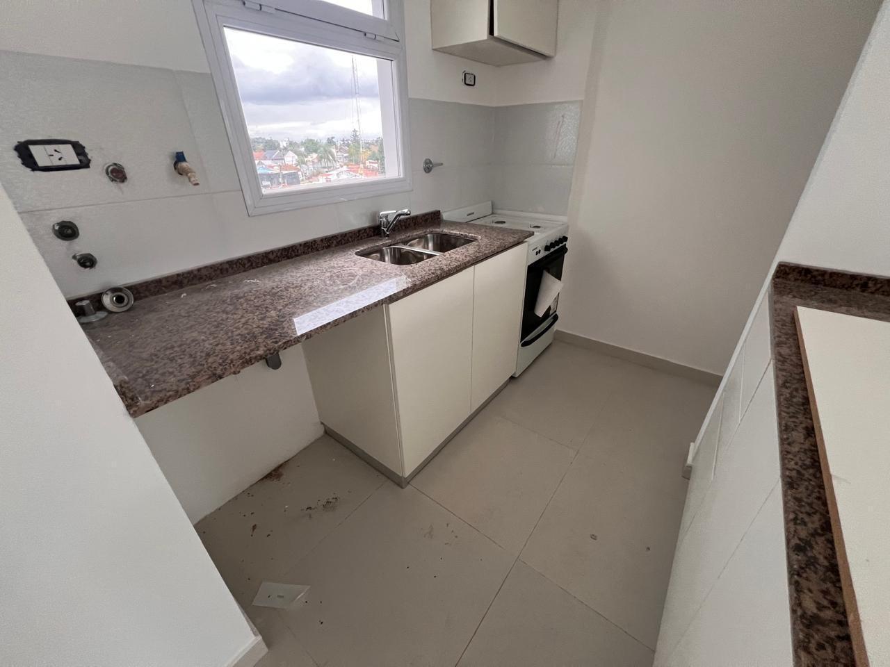 Foto de VENTA DEPARTAMENTO 2 AMBIENTES A ESTRENAR CON COCHERA EL PALOMAR F, imagen 2