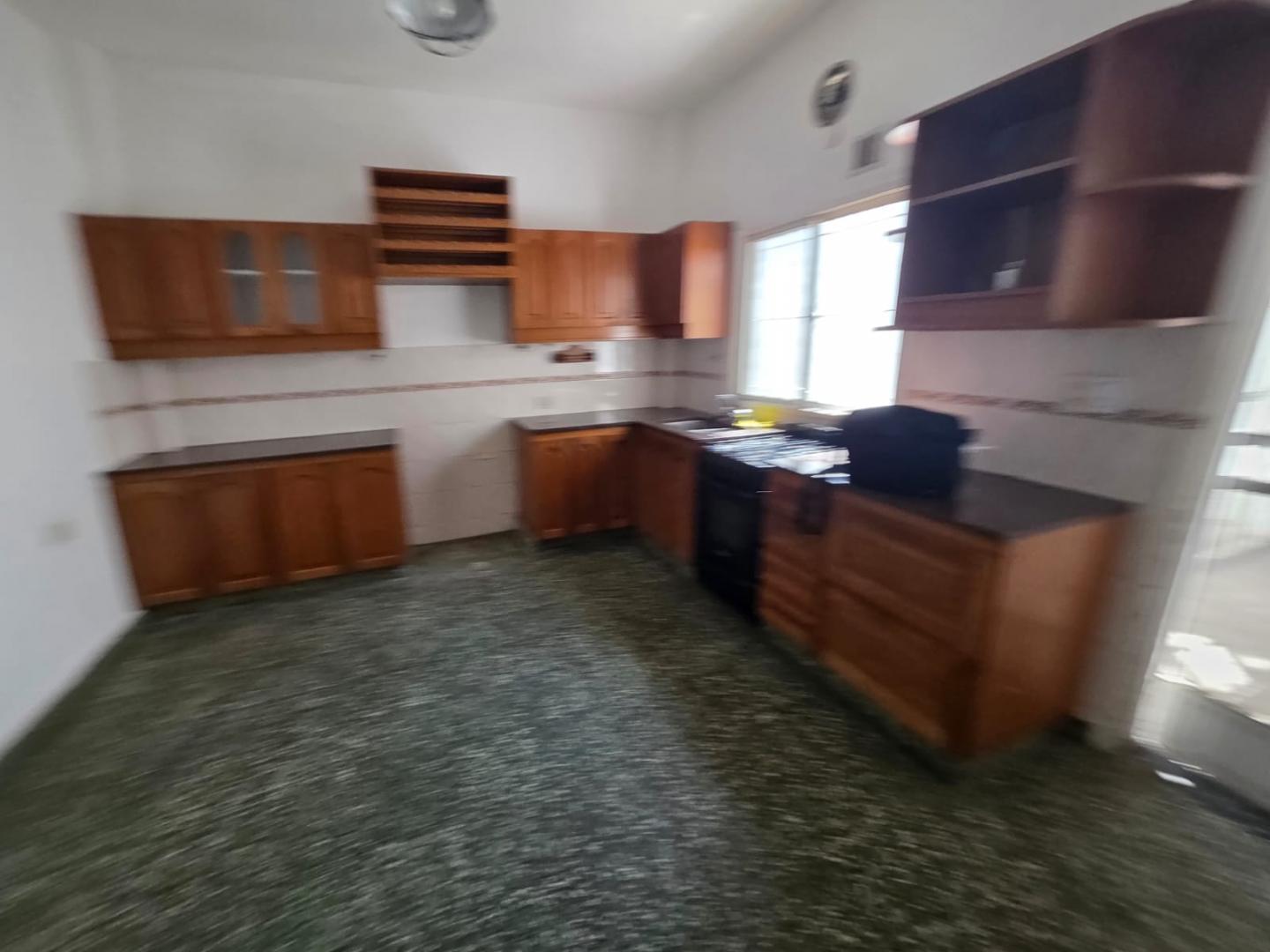 Foto de EN ALQUILER EN EL PALOMAR CASA AMERICANA DE 4 AMBIENTES CON GARAGE Y, imagen 3