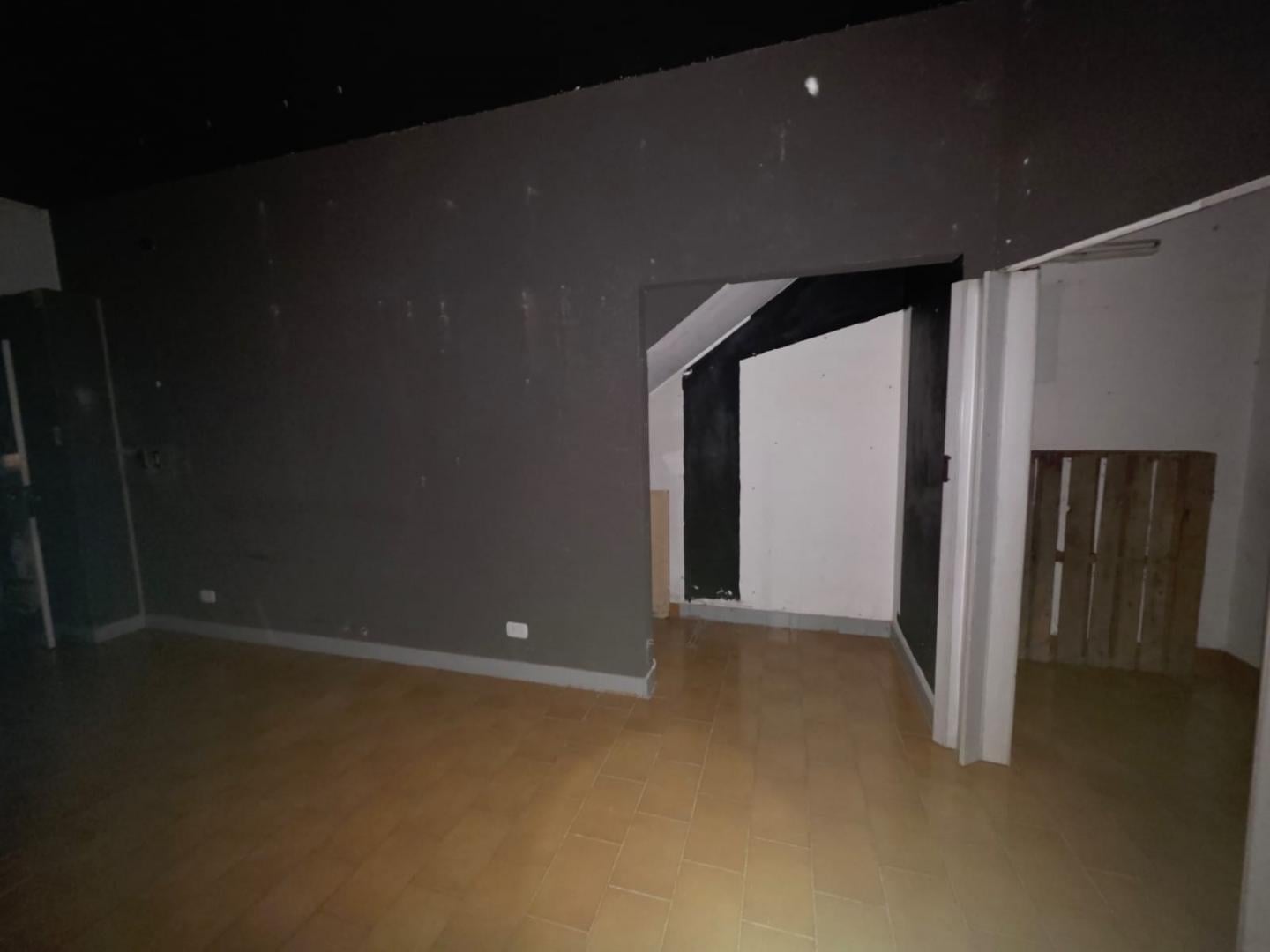 Foto de ALQUILO LOCAL EN CASEROS CENTRO F: 11219, imagen 3