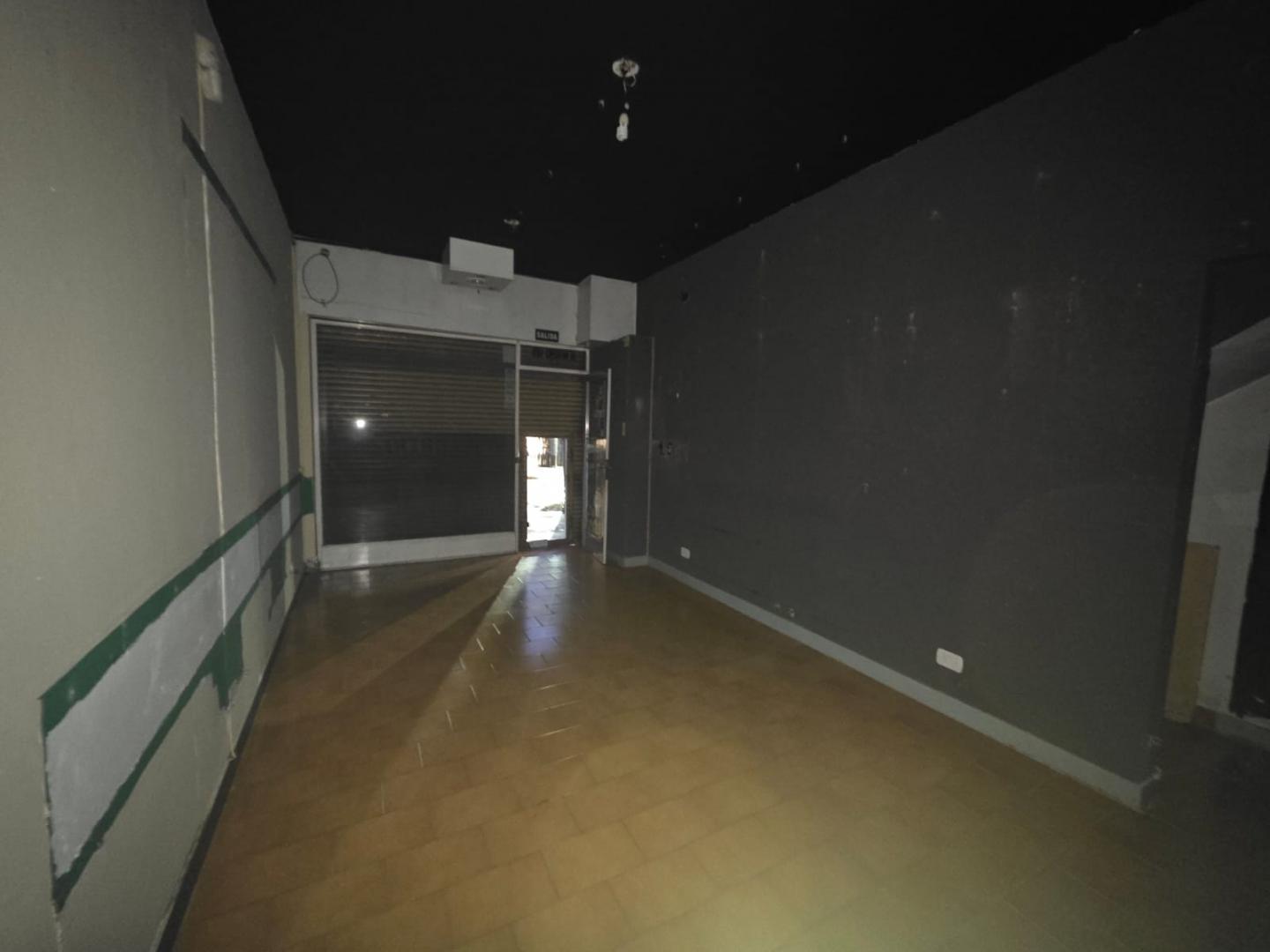 Foto de ALQUILO LOCAL EN CASEROS CENTRO F: 11219, imagen 5