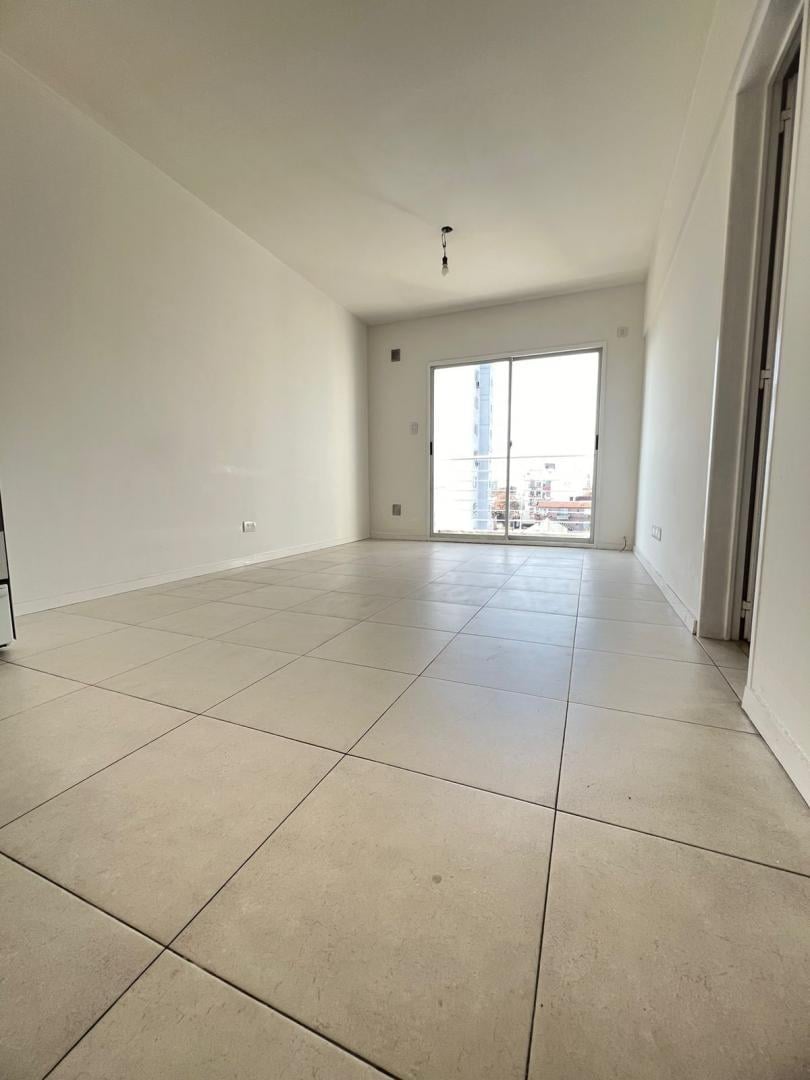 Foto de EN VENTA DEPARTAMENTO DE 2 AMBIENTES EN CASEROS F: 11270, imagen 5