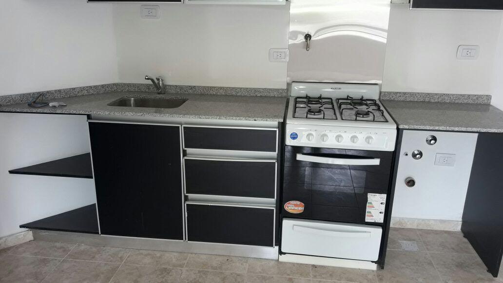 Foto de EN PALOMAR ALQUILO HERMOSO Y AMPLIO DEPARTAMENTO DE 2 AMBIENTES COCHERA, imagen 1