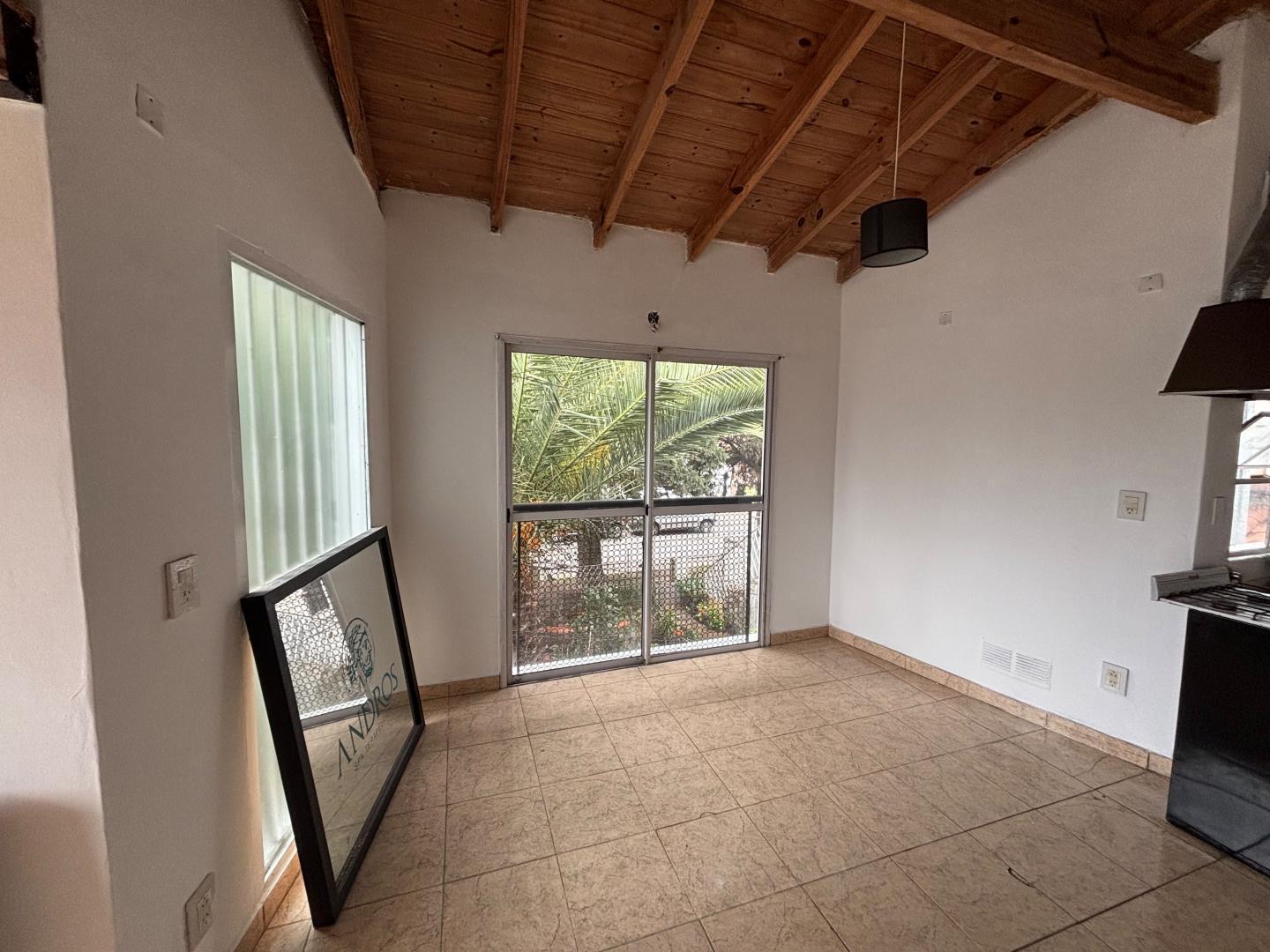 Foto de ALQUILO EN PALOMAR DEPARTAMENTO MONOAMBIENTE EN PLANTA ALTA F: 11216, imagen 4