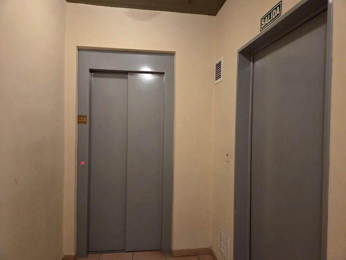 Muy lindo monoambiente en COGHLAN listo para ingresar! IMPECABLE. Apto PROFESIONAL o VIVIENDA. 3