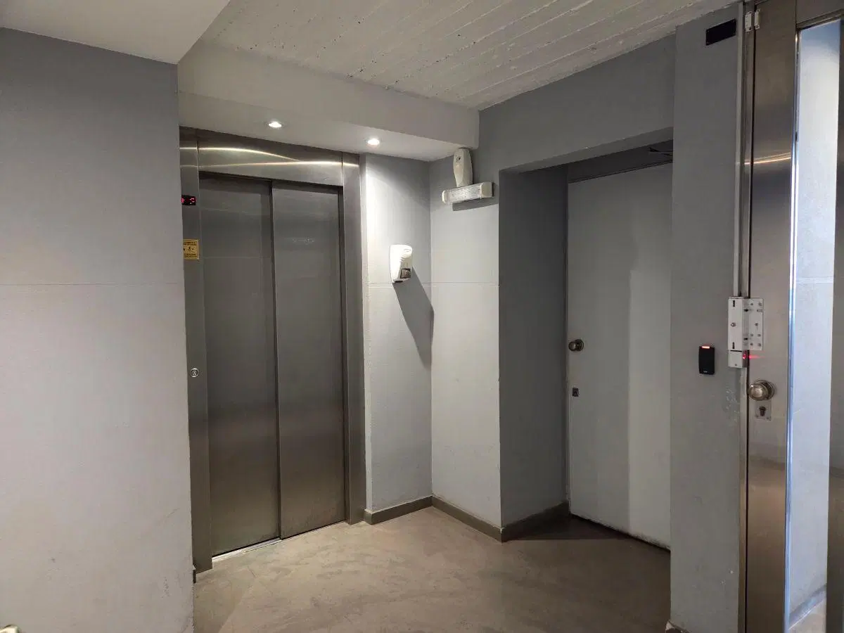 Muy lindo monoambiente en COGHLAN listo para ingresar! IMPECABLE. Apto PROFESIONAL o VIVIENDA. 1